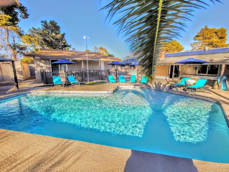 Цены на #72Diamond Ranch w/Pool&Spa: mins to LV Strip/UNLV в Лас Вегасе