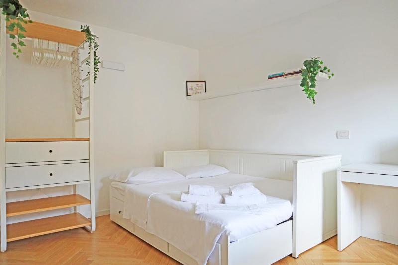 Цены на Navigli Comfort Little Home в Милане
