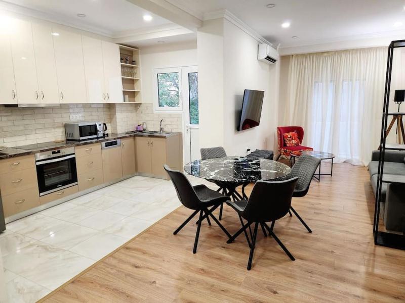 Kallithea's Luxury Apartment VIPGreece — комфортный отель в Афины