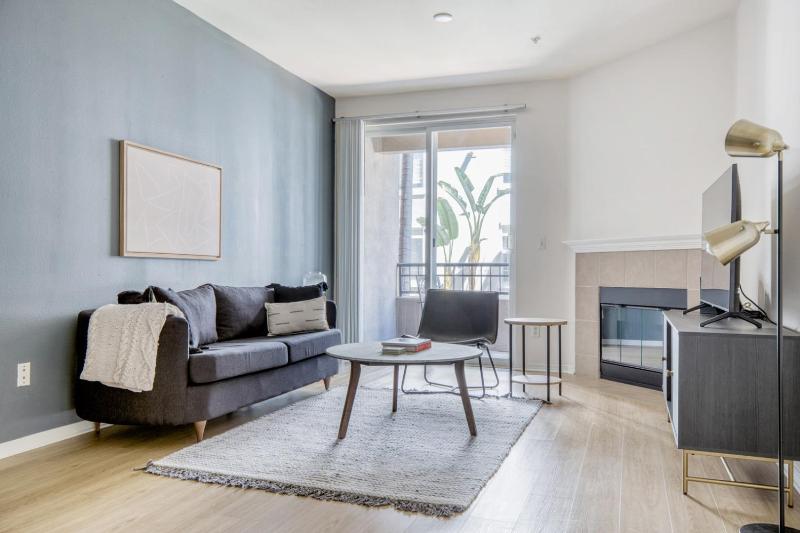 Playa Vista 1br w pool gym nr the 405 beach LAX-1021 — комфортный отель в Лос-Анджелесе