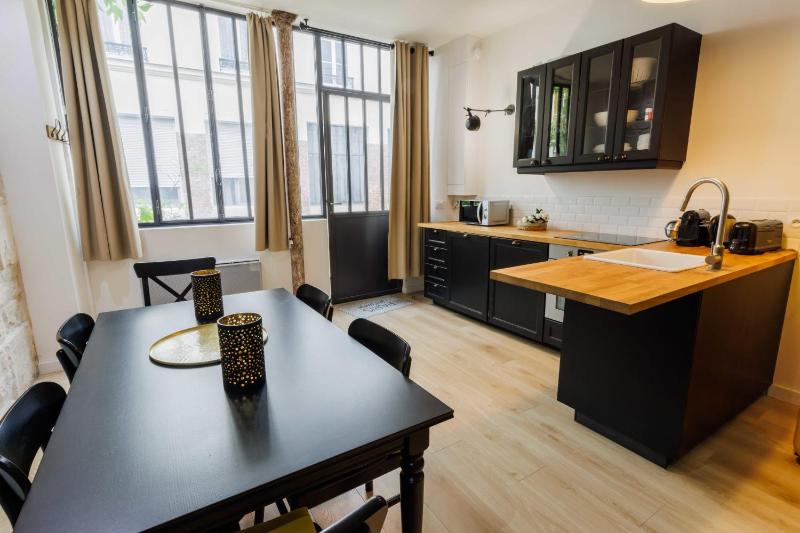 Residence Near Republique — комфортный отель в Париже
