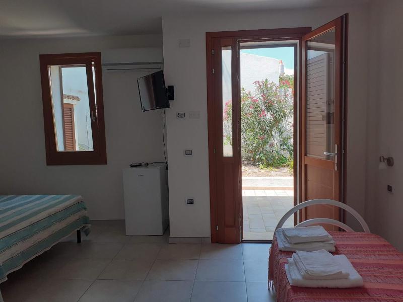 Barrumbas a Santa Lucia - Camere accoglienti vicino spiaggia