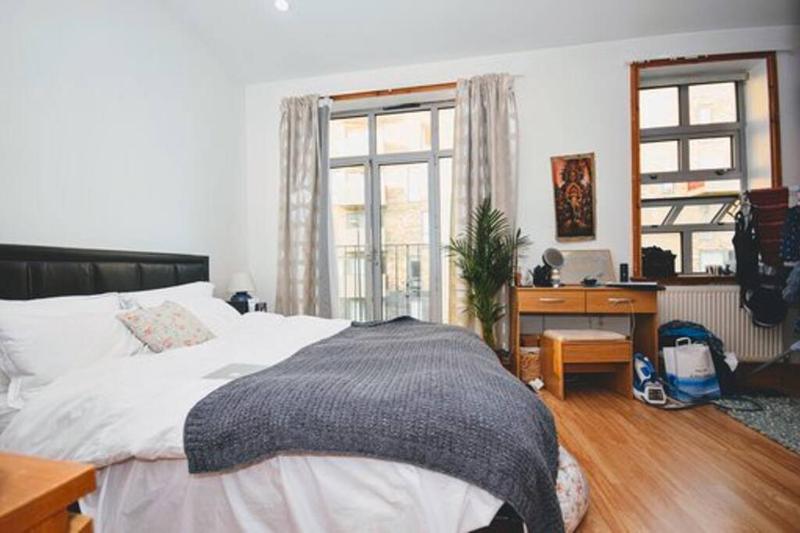 Lovely 4 Bedroom flat in London — отель в Лондоне, Соединенное Королевство