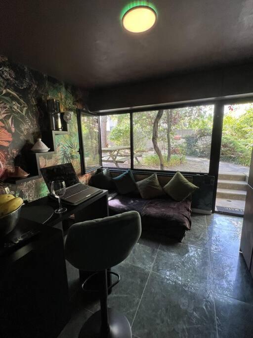 Luxury place with garden &easy access to all Paris — отель в Париже, Франция