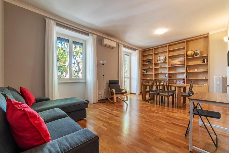 Rione Prati Comfy Apartment — отель с удобствами в Риме