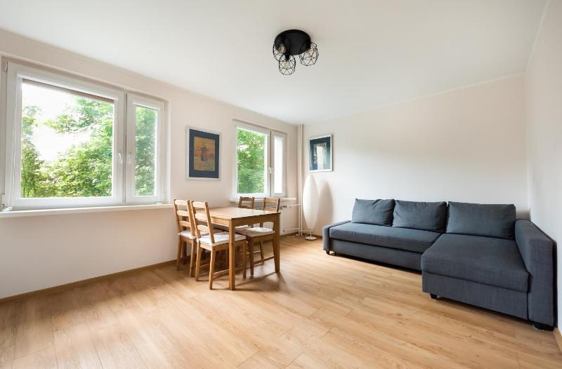Ochota Standard Apartment — отель с удобствами в Варшаве