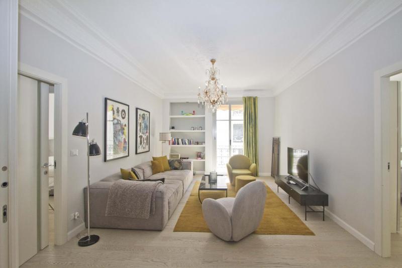 Luxury apartment with sea view next to Negresco — отель в Николь, Франция
