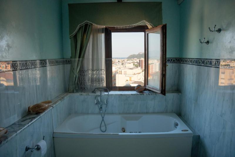 Attico Panoramico a Cagliari - Lussuosa villa con vista