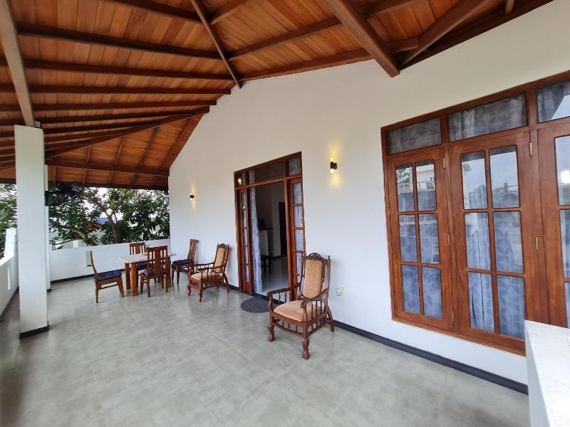 Casa Dei Sogni — отель с удобствами в Хиккадува