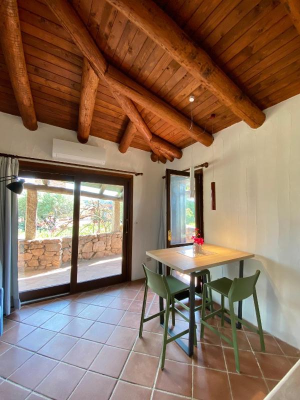 Lussuosa suite fronte mare con piscina a Porto Rotondo