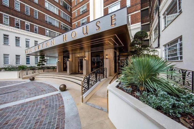Cosy Apt in Chelsea 10 mins to Hyde Park by Tube 205 — забронировать отель в Лондоне