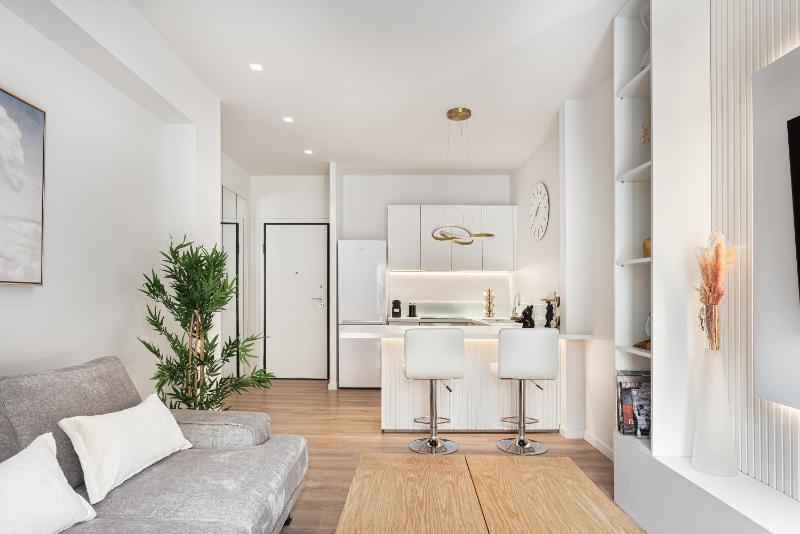 Acropolis Sherlock Residence — комфортный отель в Афины