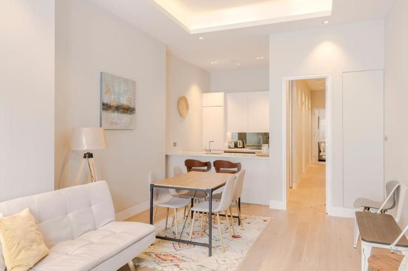 Central Holborn Bloomsbury flats — комфортный отель в Лондоне