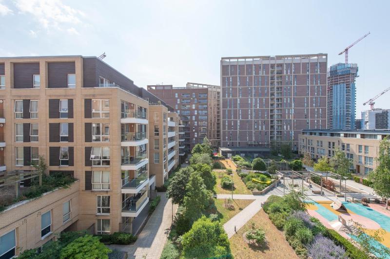 Luxury Apartment Canning Town — отель в Лондоне, Соединенное Королевство