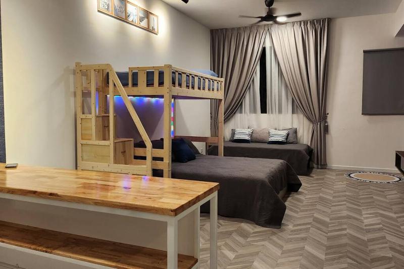 KL Rocks Studio - KLCC view +near LRT PWTC — отель с удобствами в Куала-Лумпуре