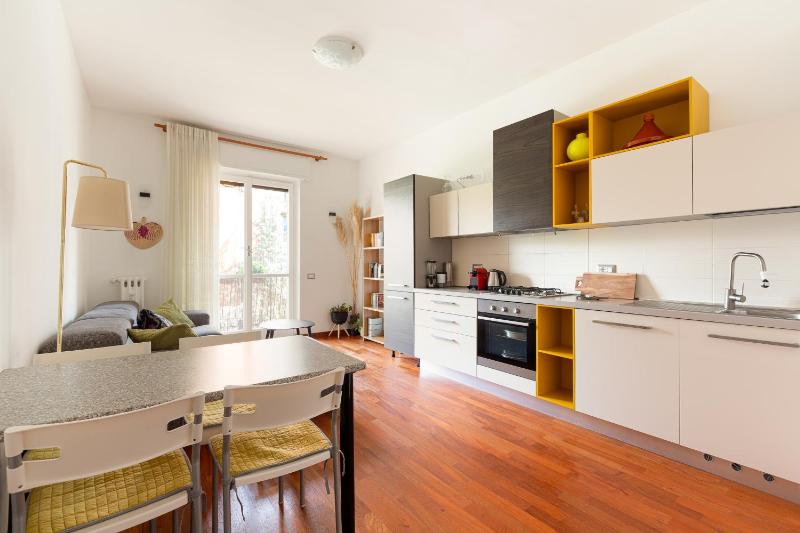 Milano-Naviglio Martesana Balcony Apt — отель с удобным расположением в Милане