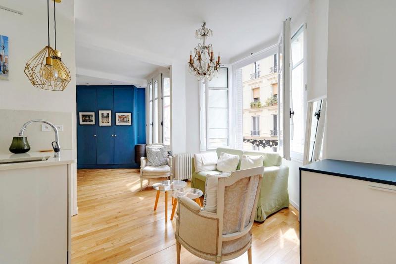 Appartement 16th Tour Eiffel - Central Paris — комфортный отель в Париже