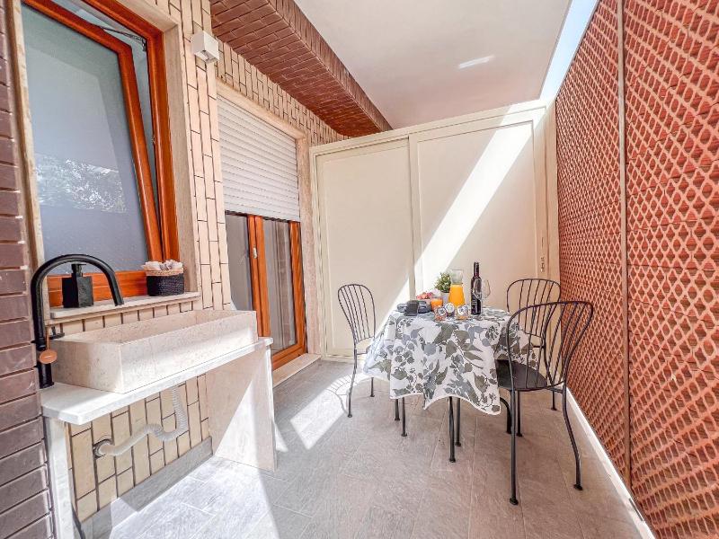 Bleisure Inn a Cagliari - Lussuoso alloggio con terrazza