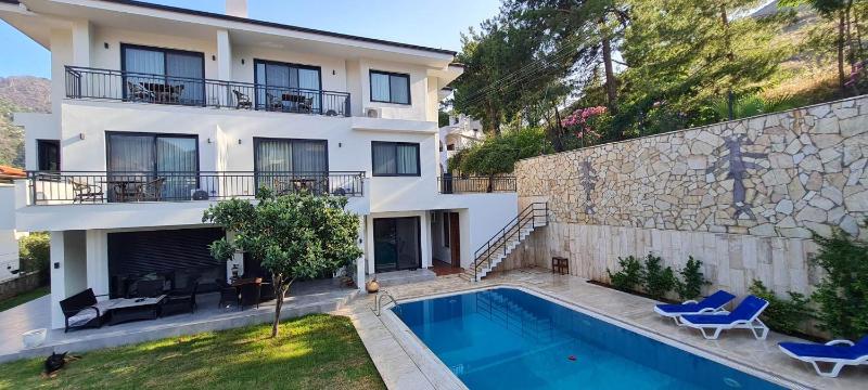White Suites Icmeler — отель с удобным расположением в Мармарисе