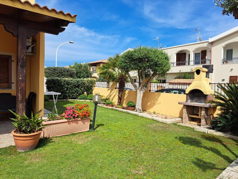 Alice's House a Pula - Accogliente Casa con Giardino