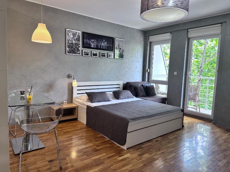 BASE Accommodation Apartments — комфортный отель в Белграде