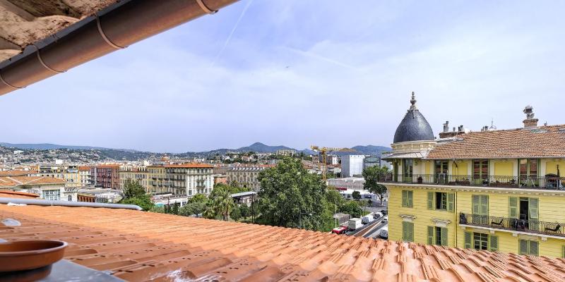 Цены на Appartement Cosy avec vue Panoramique ! в Николь