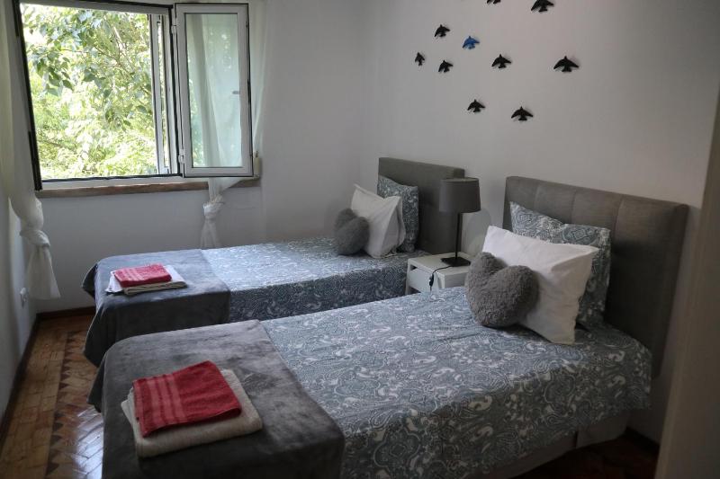 Sun House Belem -Free Paking and View Tower — забронировать отель в Лиссабоне