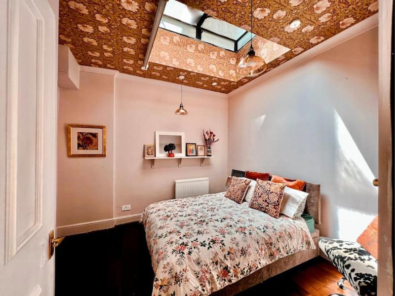 Central London Hideout — отель с удобствами в Лондоне