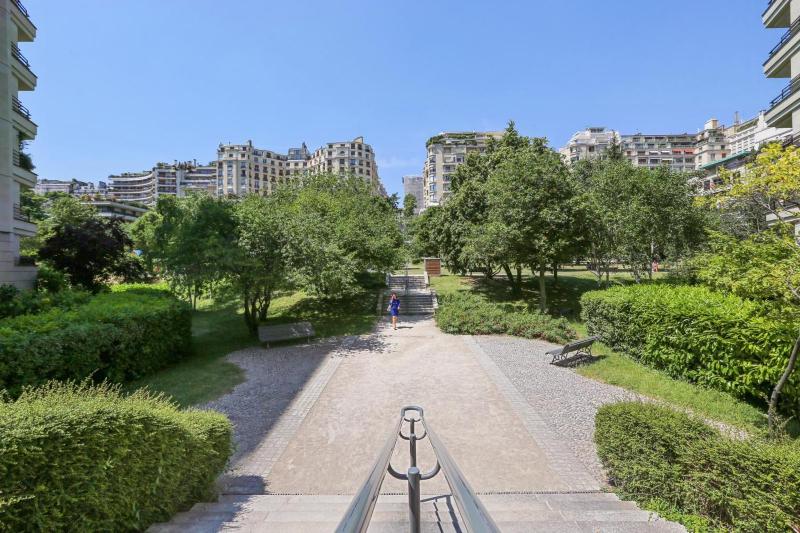 Cosy studio near the Eiffel Tower — отель в Париже, Франция