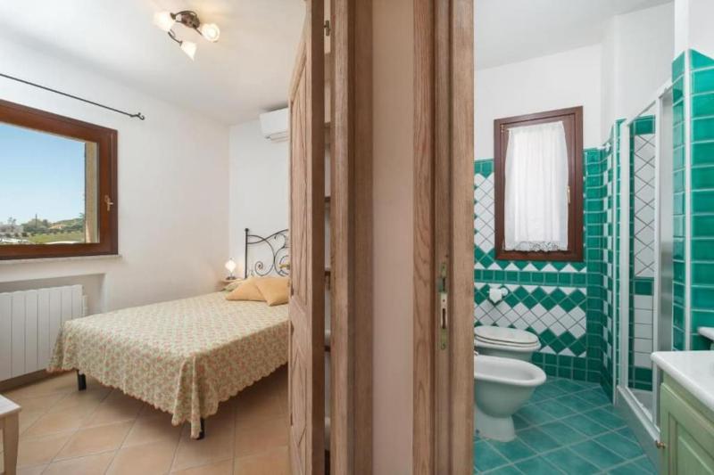 La Conia Beach House a Cannigione - Lussuoso appartamento vista mare
