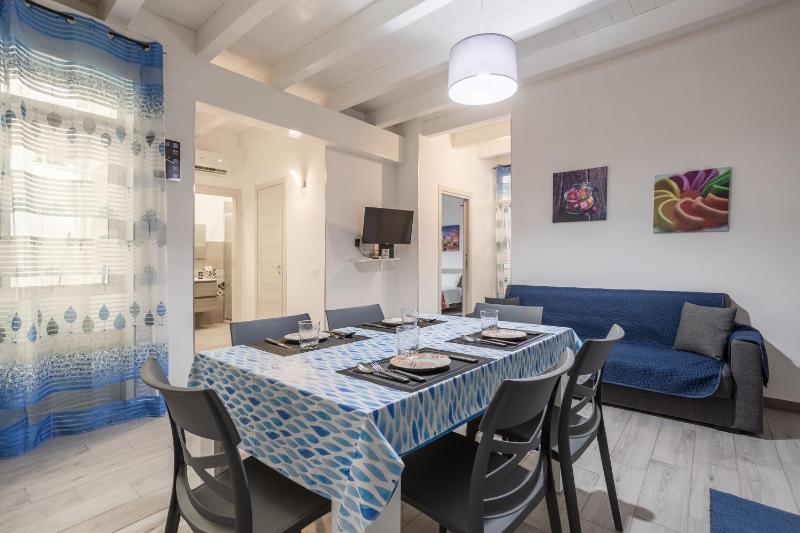 Цены на La casa di nino в Палермо