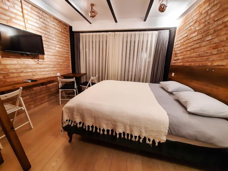 Fanus Suites Karakoy — забронировать отель в Стамбуле