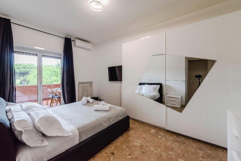 Цены на RESIDENZA ERES EUR в Риме