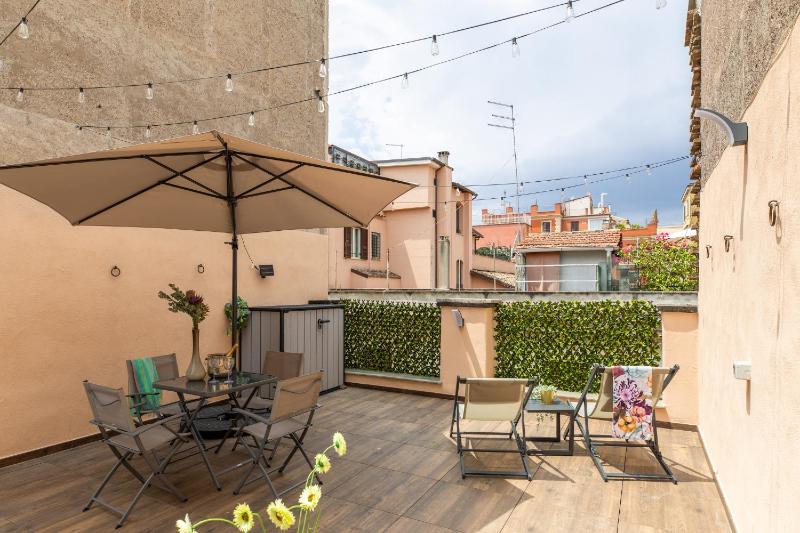 Цены на IFlat Sweet Suite near Saint Peter в Риме