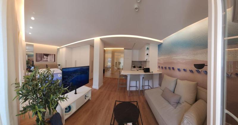 Renovated Apartment with Roof Garden access, 15 m walk to Acropolis — отзывы гостей и цены