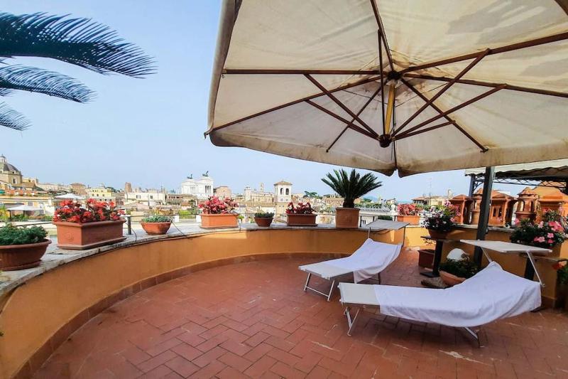 Цены на BrandNew House on the Terrace в Риме