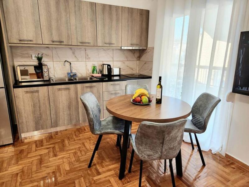 Attiki Rooftop Apartment VIPGreece — отель с удобным расположением в Афины