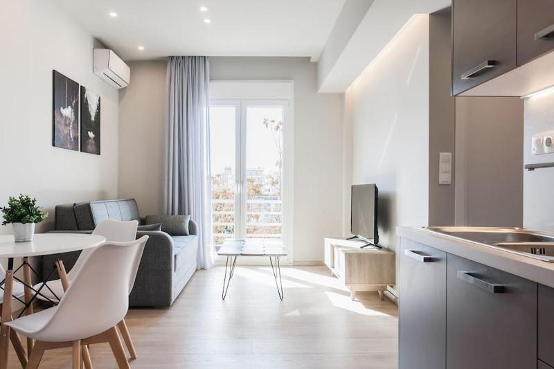 Apartment in Keramikos, Athens — отель в Афины, Греция