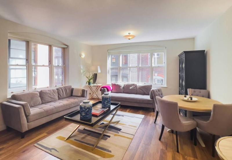 Цены на Covent Garden Haven - 2 Bedrooms. 2 Bathrooms в Лондоне