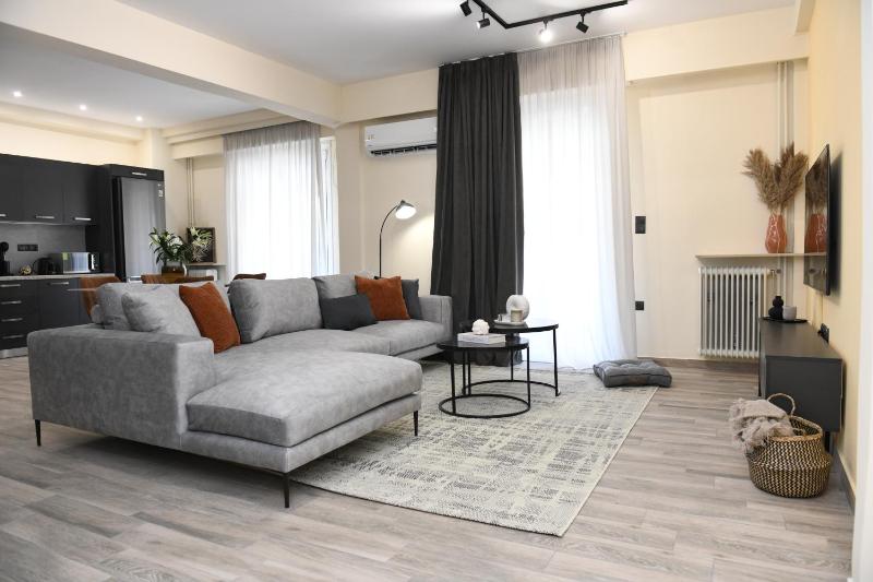 Цены на Alkmini Apartment в Афины