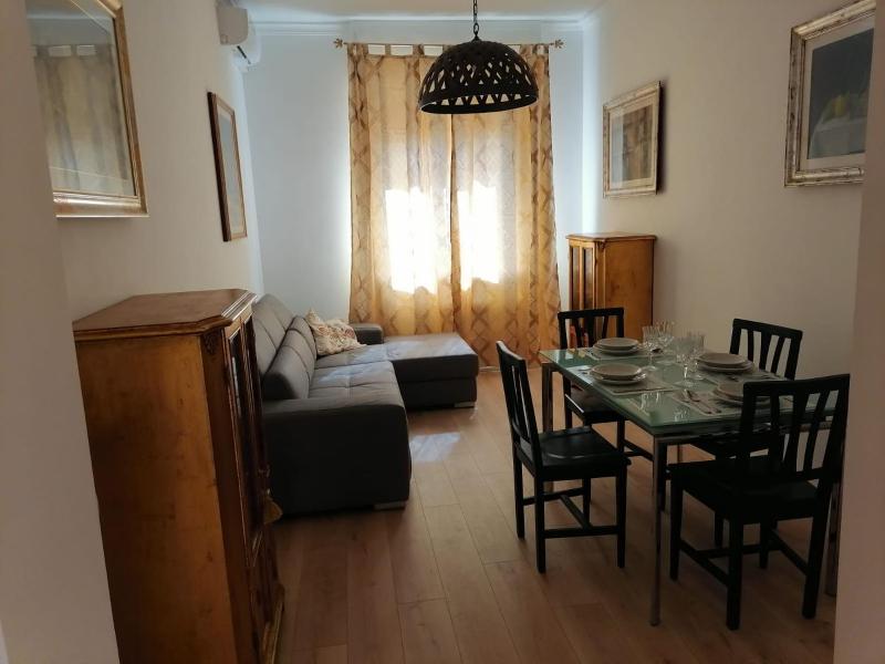 Rome Luxury Rooms — забронировать отель в Риме