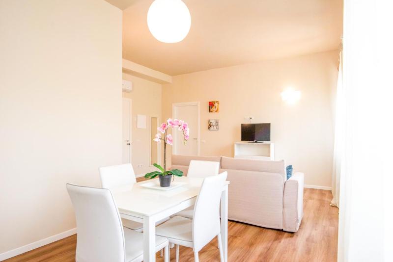 Donatello Apartments by Firenze Prestige — отель с удобствами в Флоренции