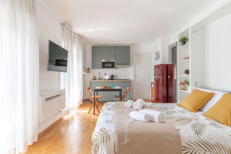 Цены на The Best Rent - Comfortable studio apartment near S Ambrogioo в Милане