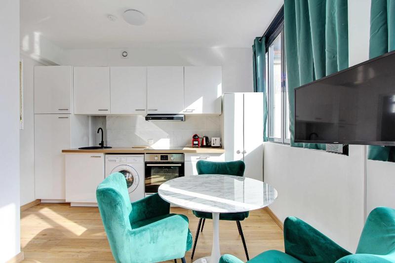 Cosy studio - Belleville Goncourt 2G — комфортный отель в Париже