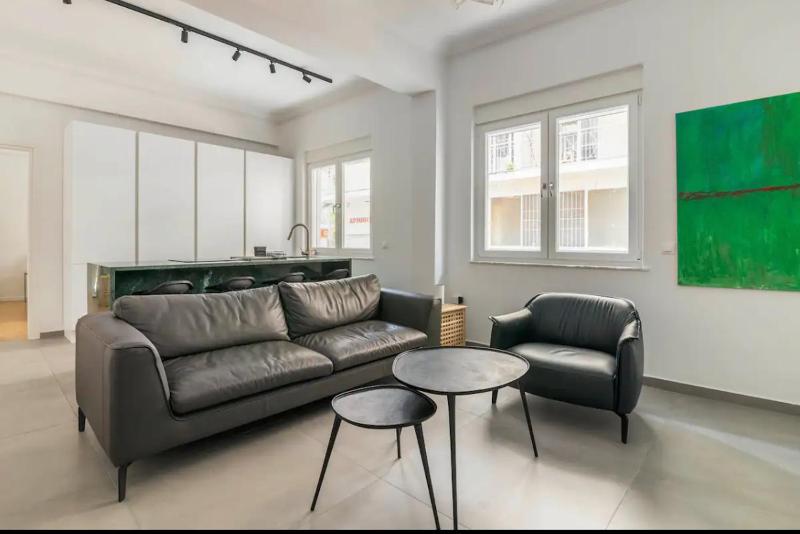 3 bedroom New Modern Flat in the heart of Athens — отзывы гостей и цены