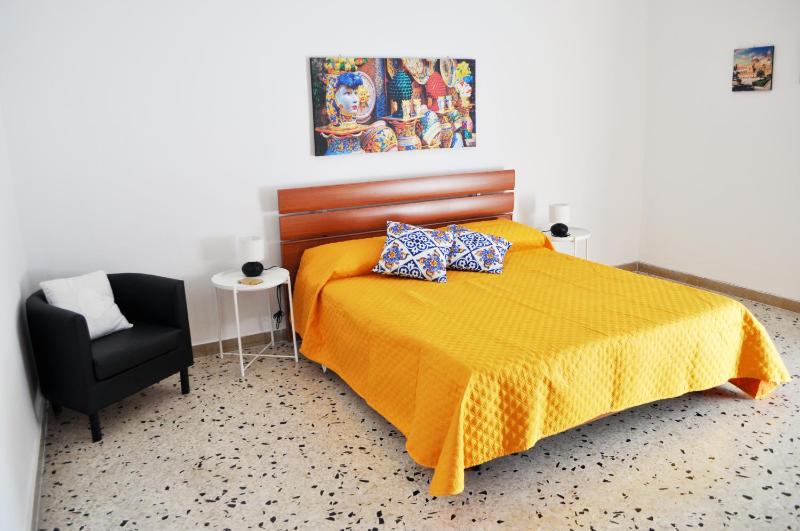 Palermo Centro-Borgo Vecchio "Casa Dalle Zie" — отель с удобным расположением в Палермо