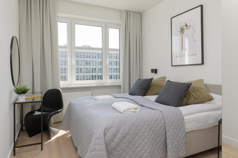 Amazing Spacious Apartments in Warsaw City Center by Renters — забронировать отель в Варшаве