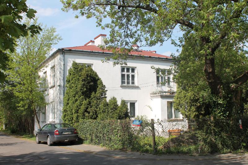 Apartamenty Zacisze — отель в Варшаве, Польша