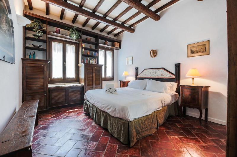Apartments Florence- Nido Fiorentino — забронировать отель в Флоренции
