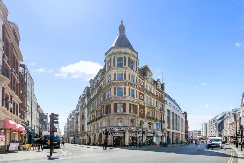 Flat in London VR11 — отель с удобствами в Лондоне
